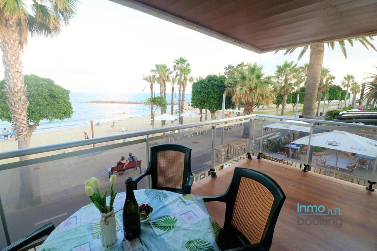 Sun Beach Mediterrani, En Frente Del Mar カンブリルス エクステリア 写真