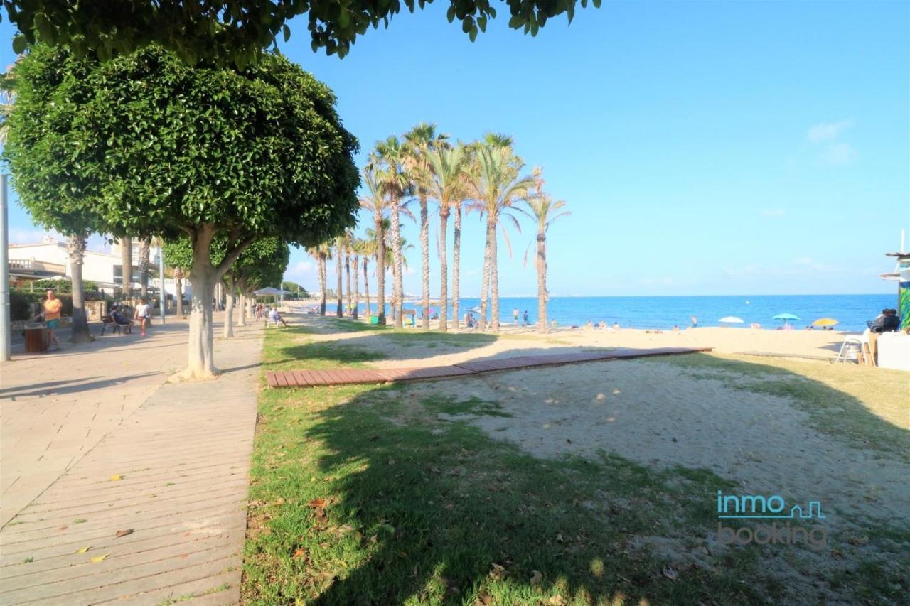 Sun Beach Mediterrani, En Frente Del Mar カンブリルス エクステリア 写真